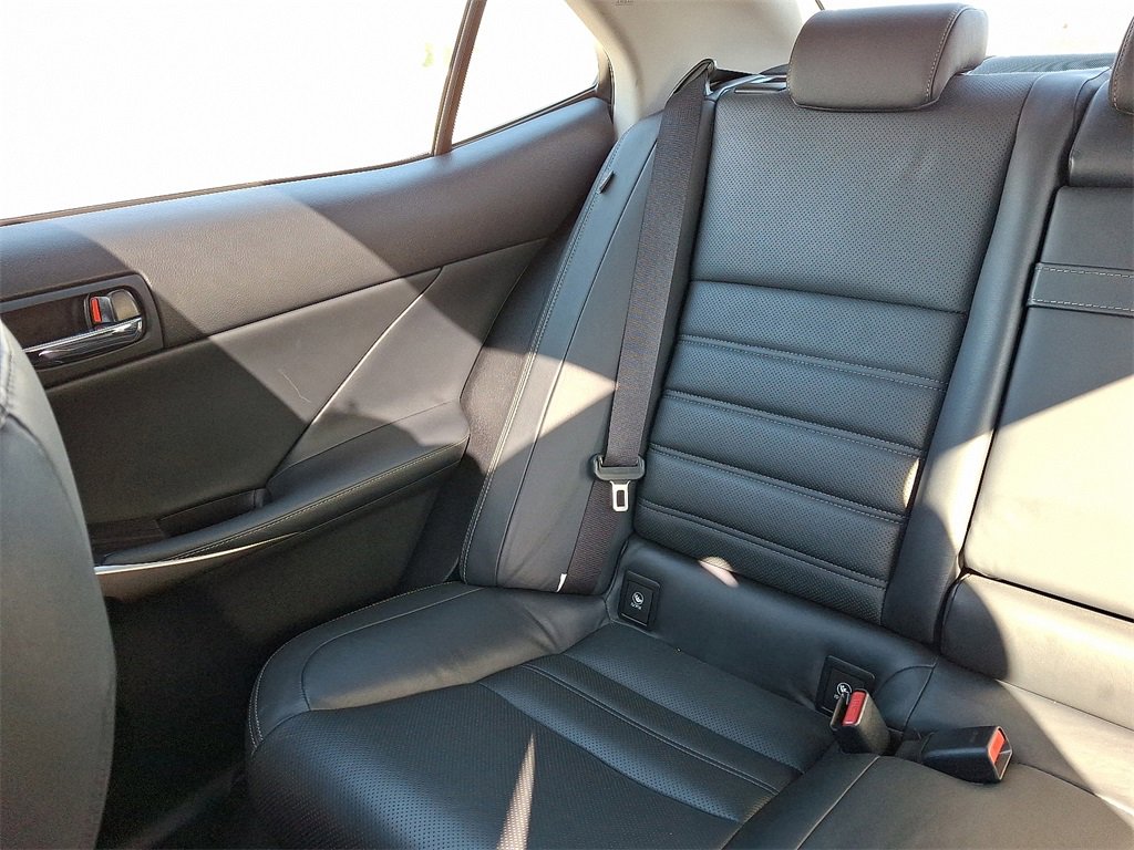 Used 2015 Lexus IS 350 AWD image 18