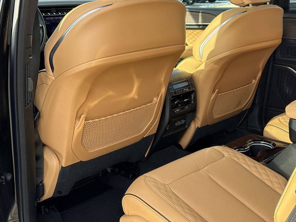 New 2025 Jeep Grand Cherokee L Summit w/ Obsidian Package image 14