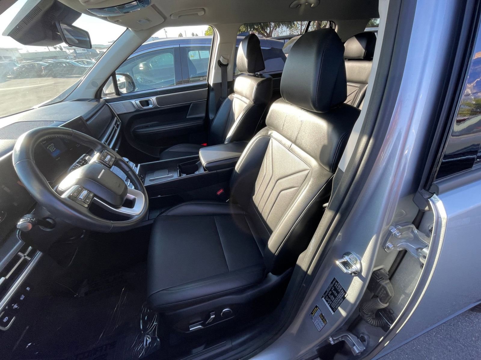 Used 2025 Hyundai Santa Fe SEL image 36