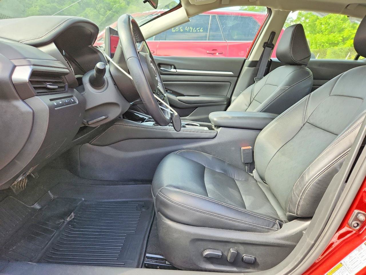 Used 2024 Nissan Altima 2.5 SL AWD/4WD image 5