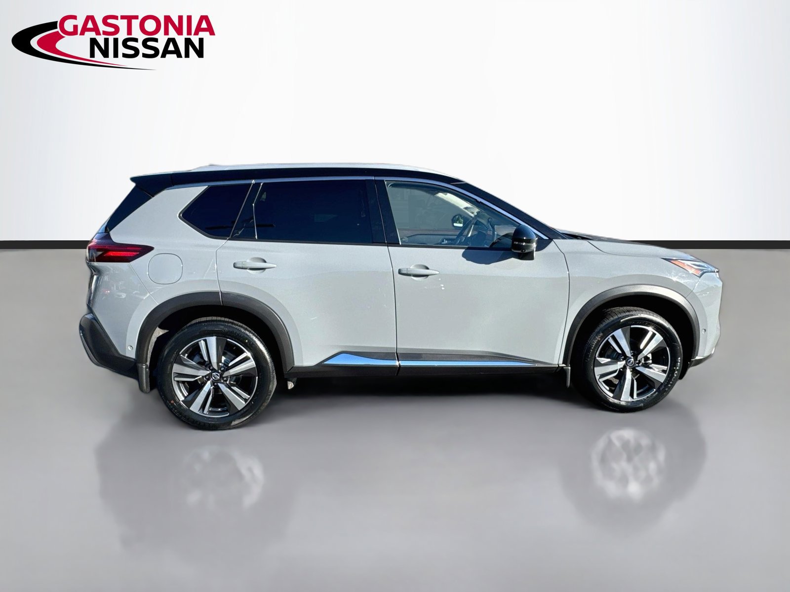 Used 2021 Nissan Rogue Platinum AWD/4WD image 10