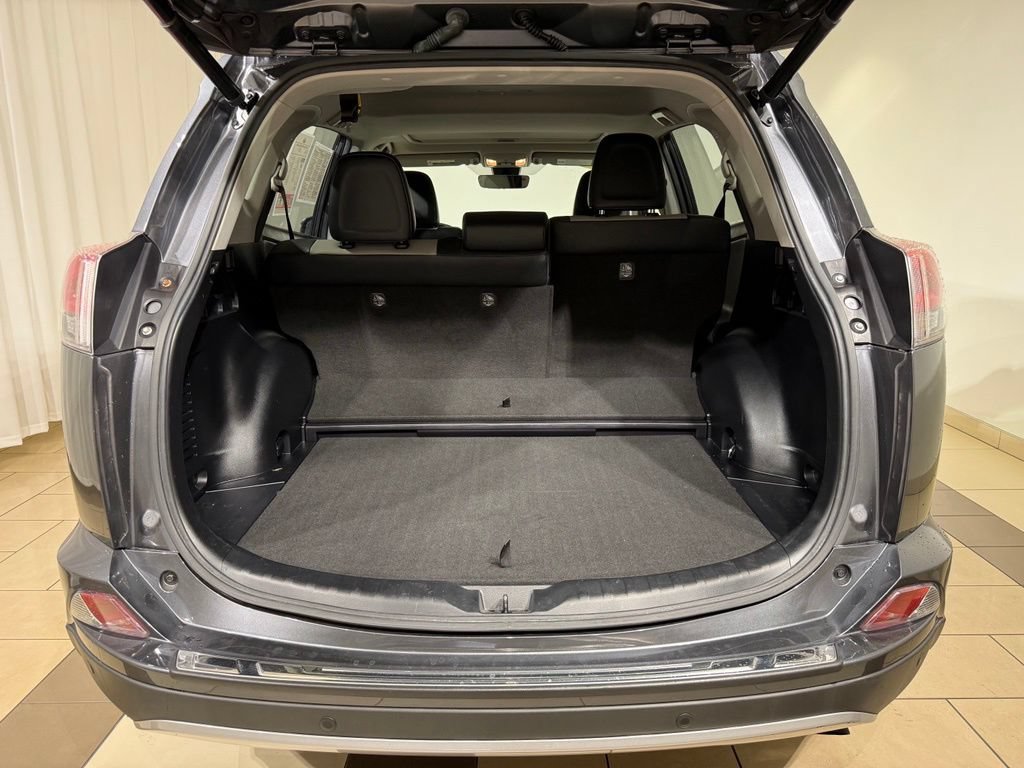Certified 2018 Toyota RAV4 Limited AWD/4WD image 12
