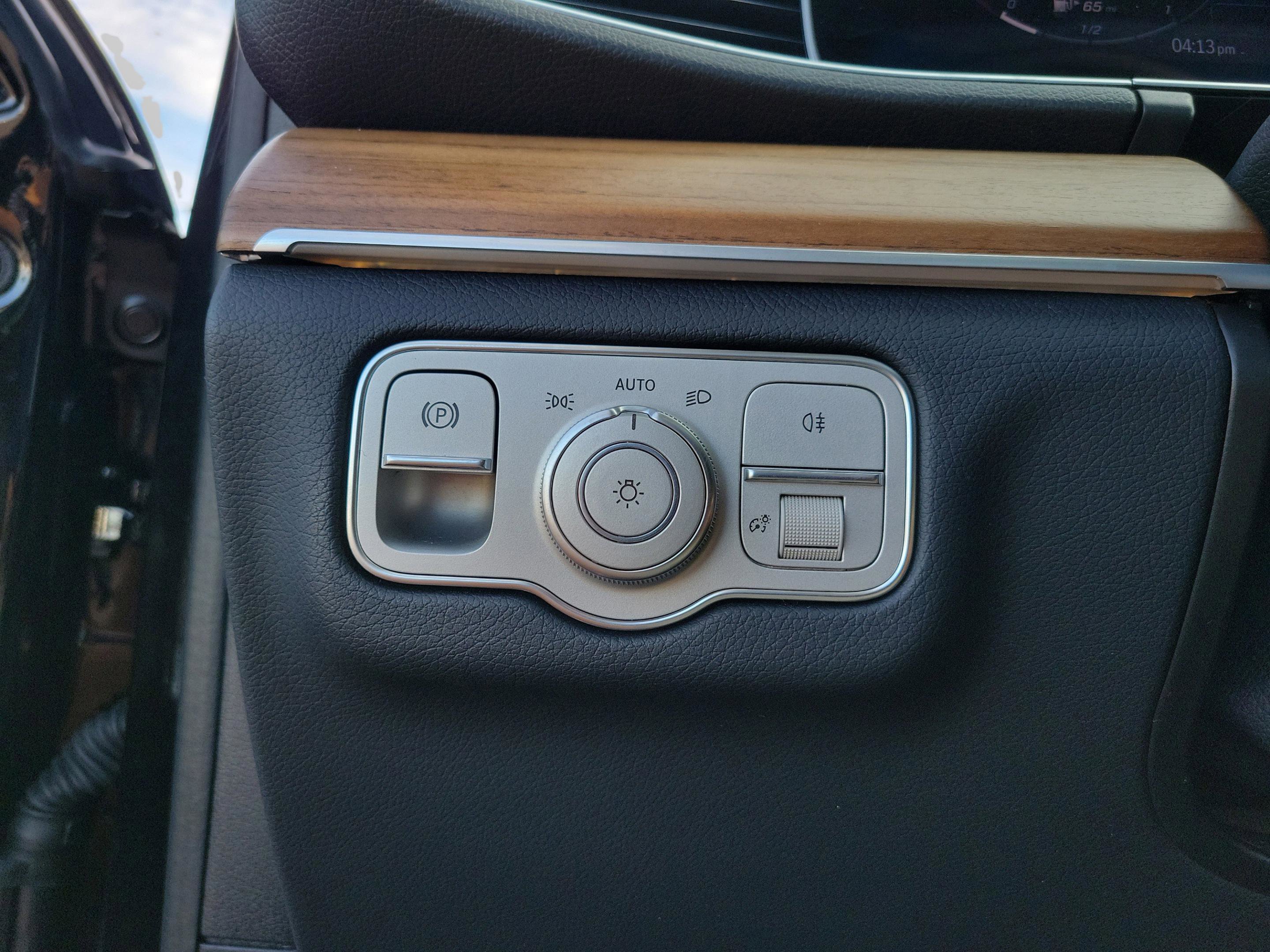 Certified 2025 Mercedes-Benz GLE 580 4MATIC image 26