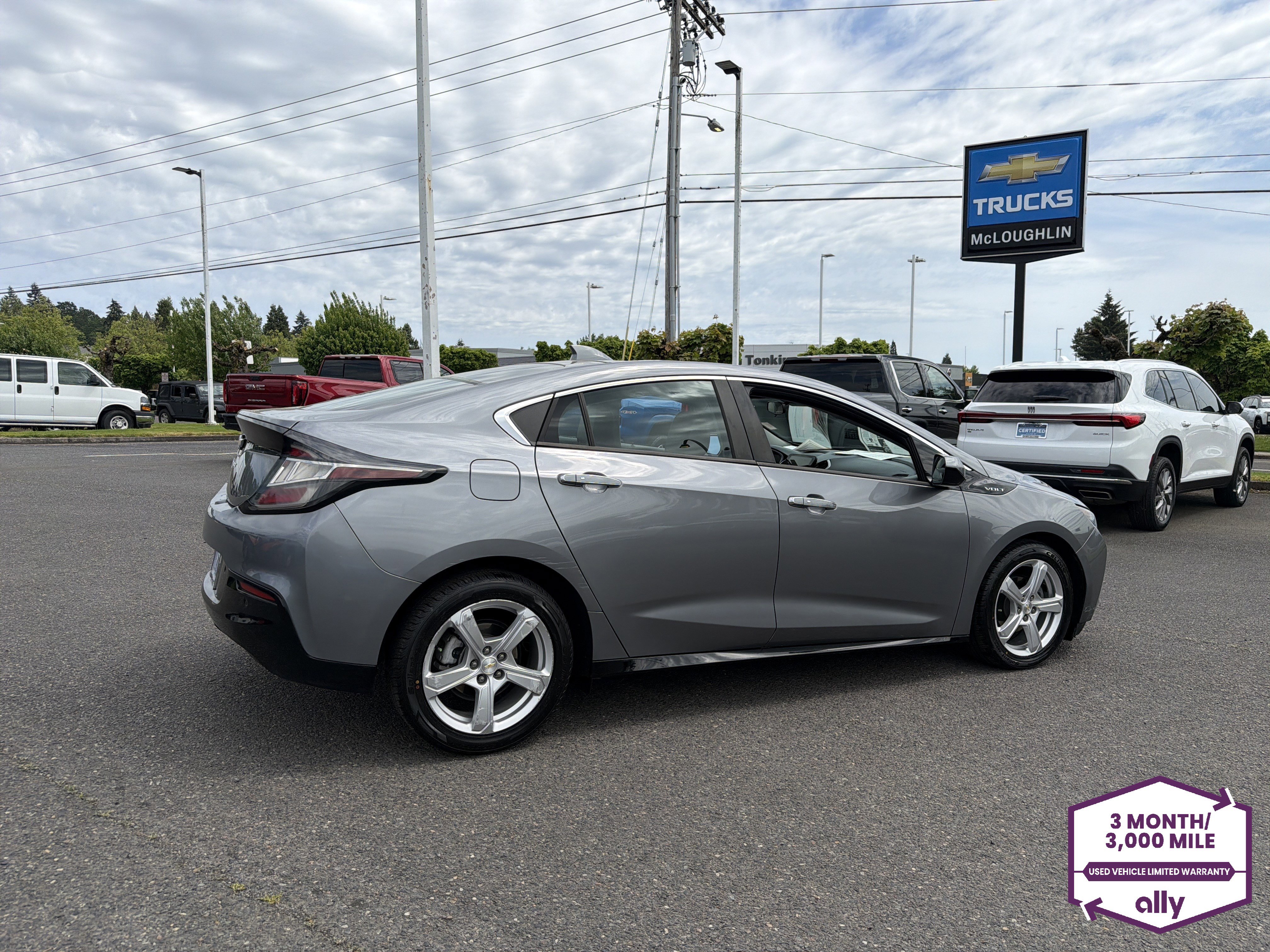 Used 2018 Chevrolet Volt LT w/ LT Driver Confidence Package FWD image 6