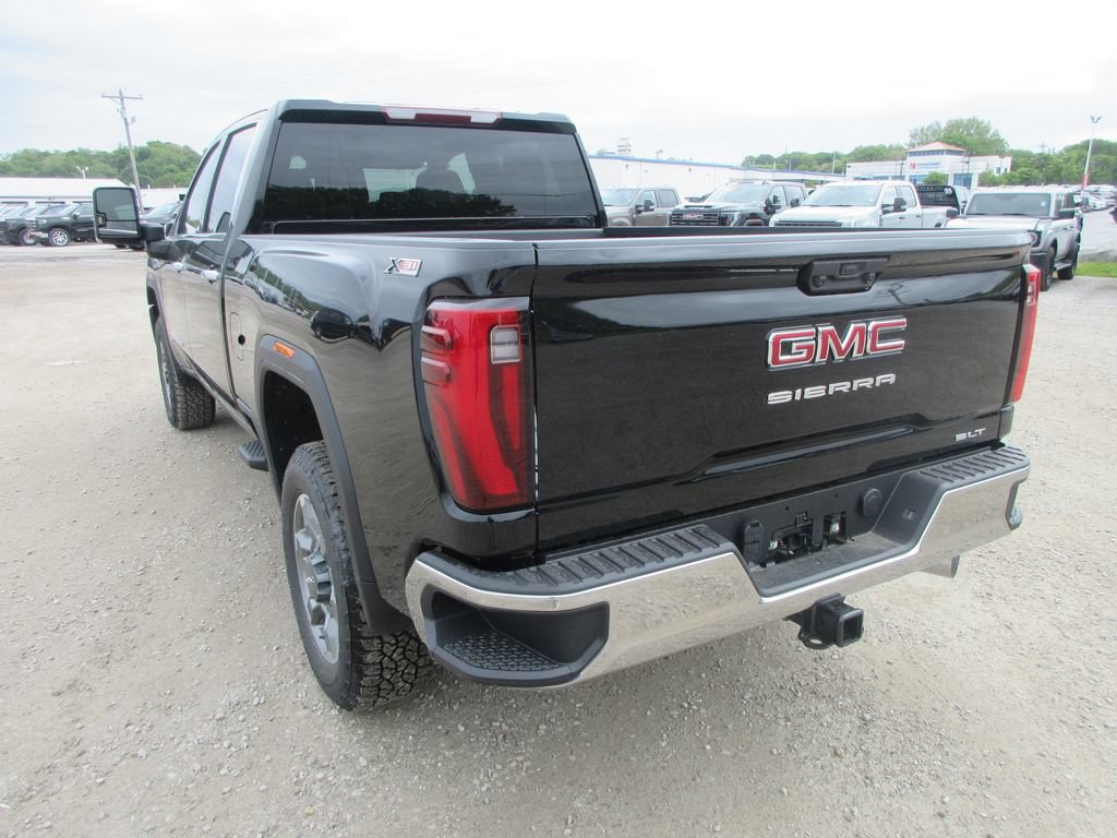 New 2026 GMC Sierra 2500 SLT AWD/4WD image 7