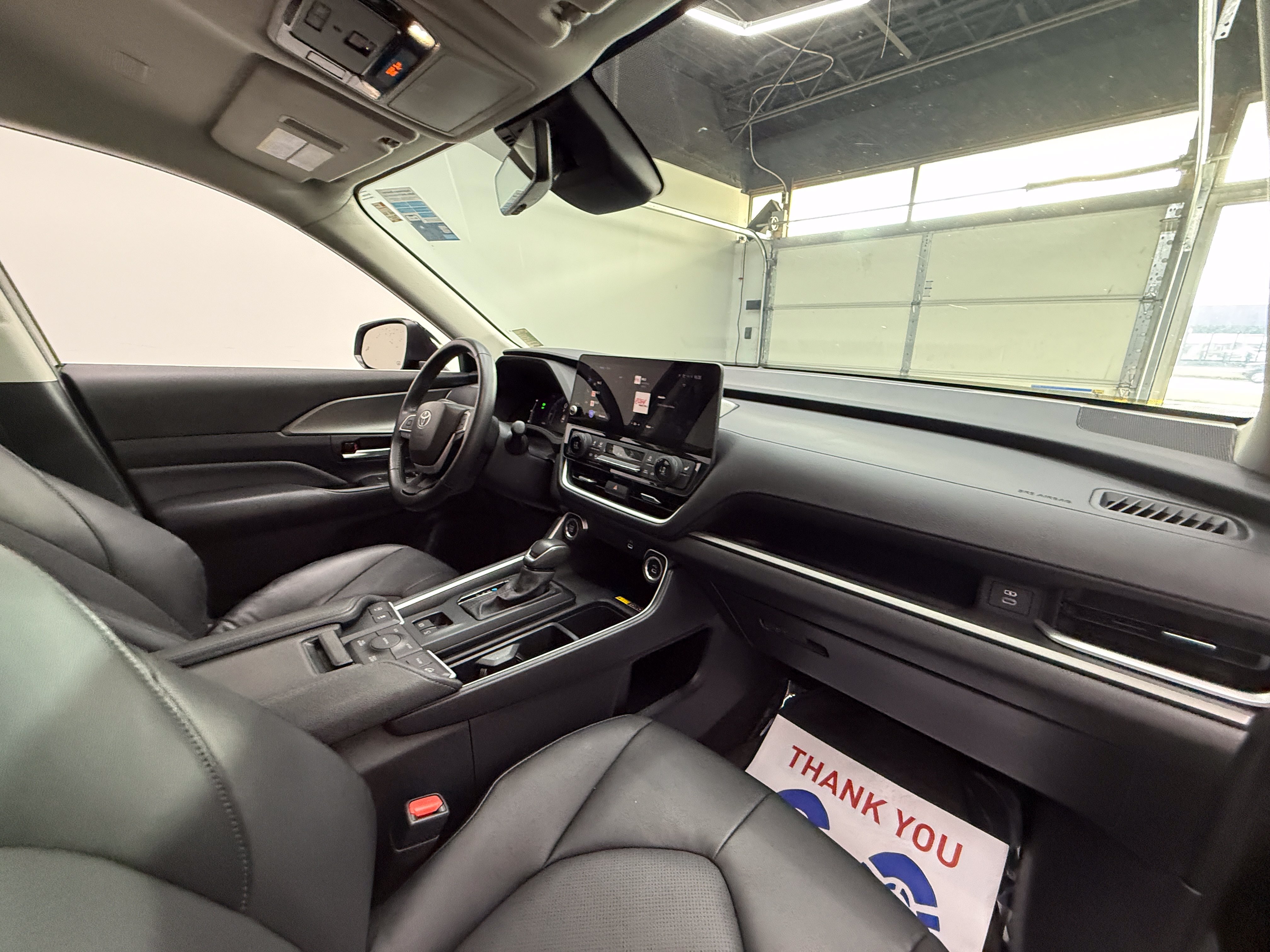 Used 2024 Toyota Grand Highlander AWD image 22