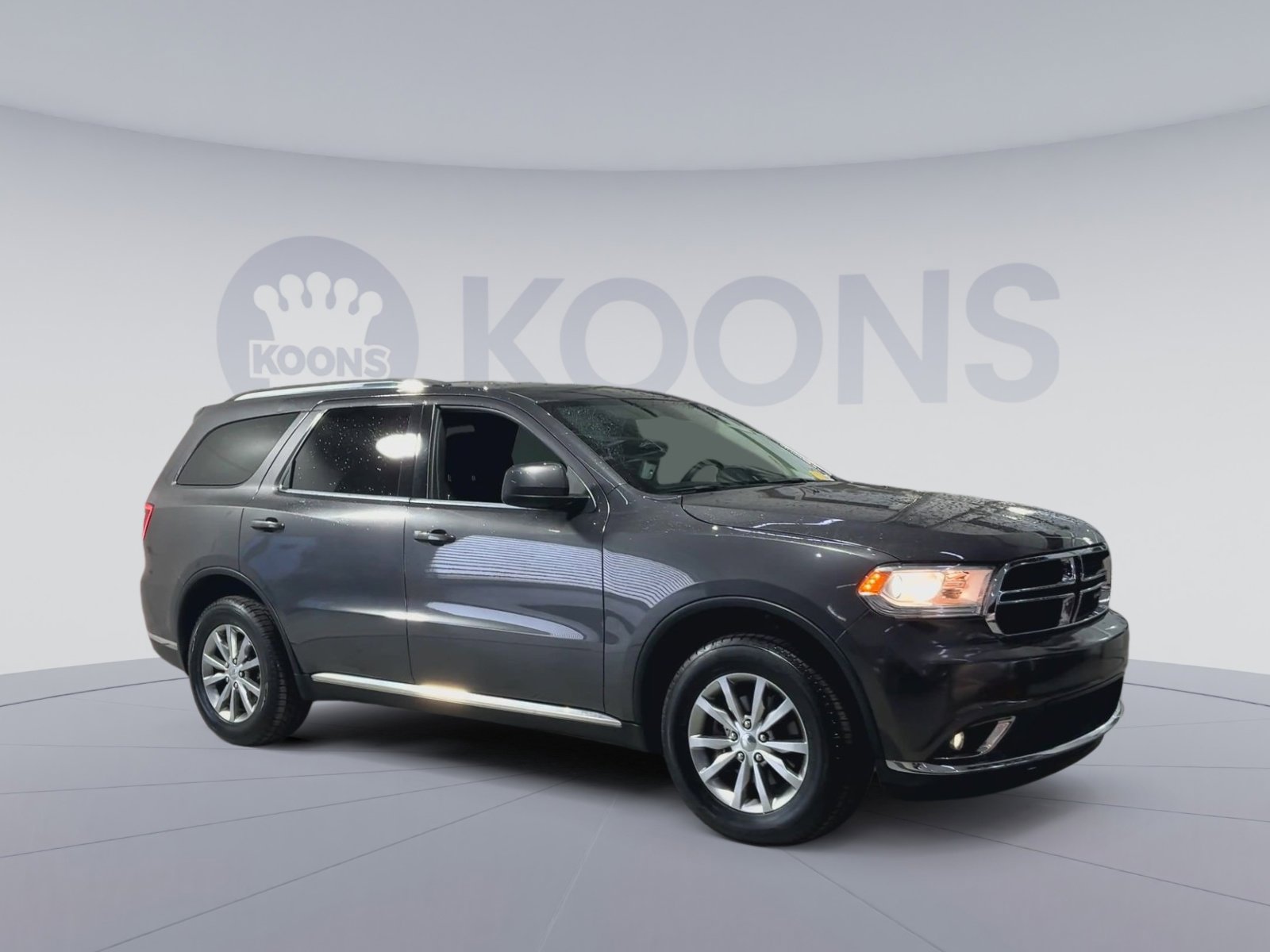 Used 2018 Dodge Durango SXT w/ Quick Order Package 2BB AWD/4WD image 2