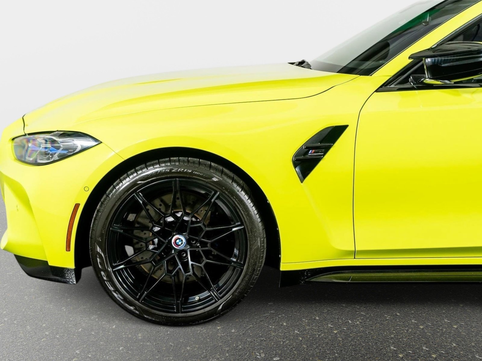 Used 2023 BMW M3 Competition image 17