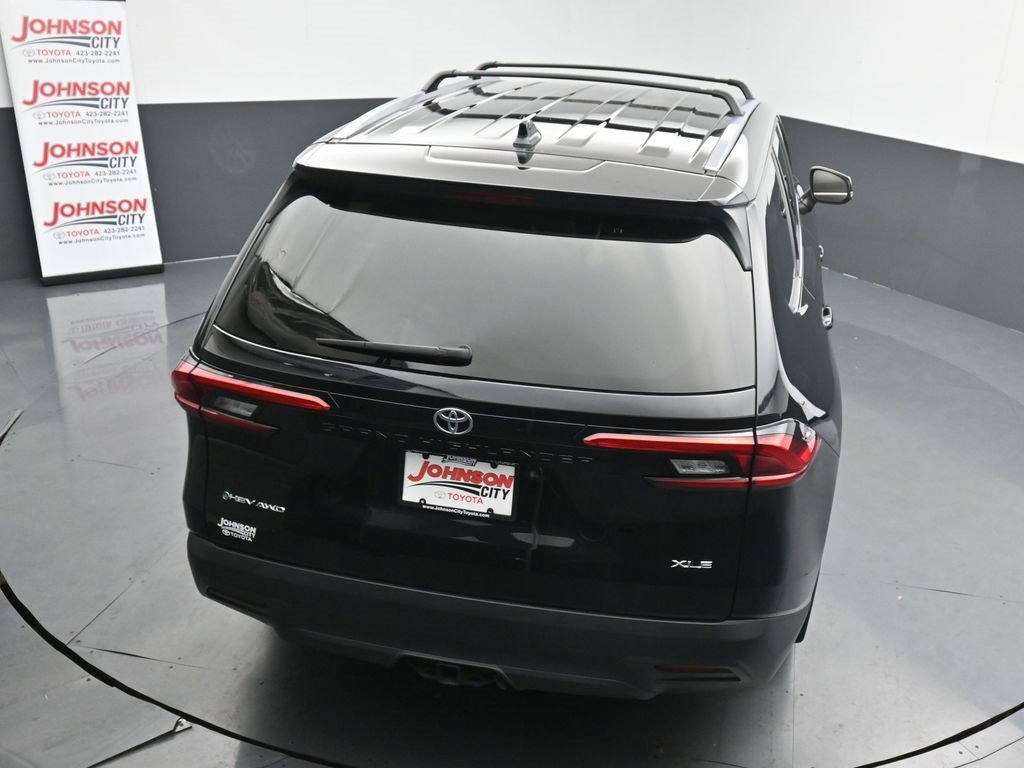 Used 2024 Toyota Grand Highlander XLE image 16