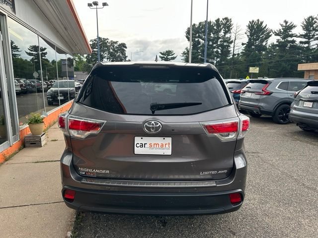Used 2016 Toyota Highlander Limited Platinum w/ Four Season Floor Mat Package AWD/4WD image 6