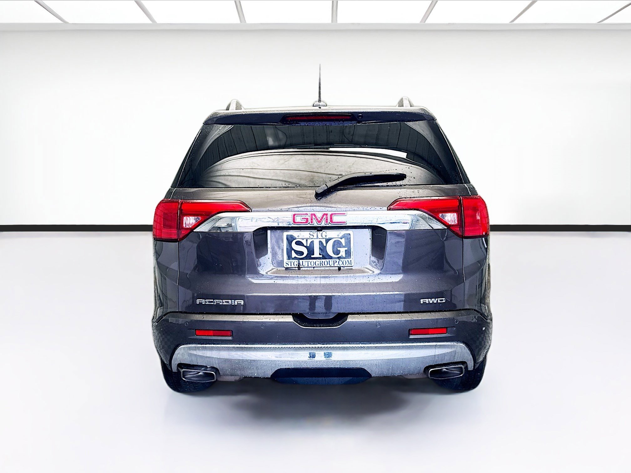 Used 2019 GMC Acadia Denali image 5