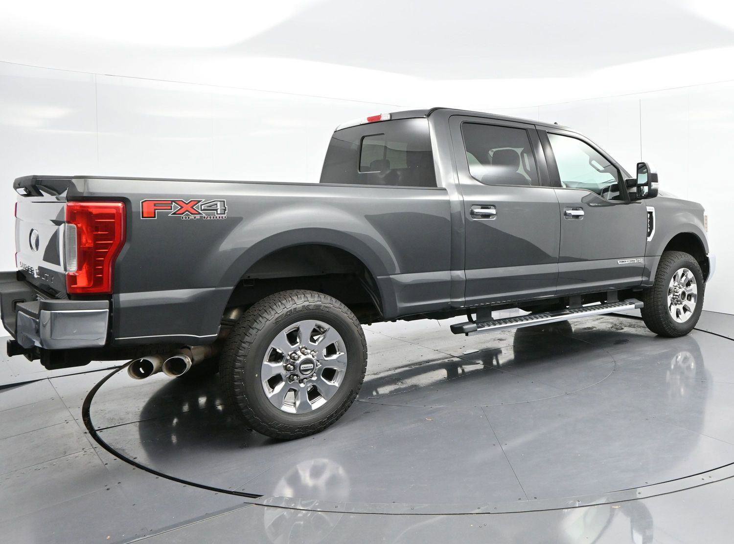 Used 2019 Ford F250 Lariat w/ Chrome Package image 7
