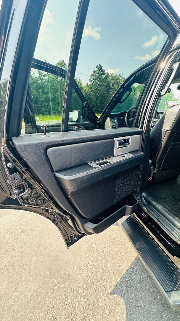 Used 2016 Ford Expedition XLT w/ Equipment Group 201A image 13
