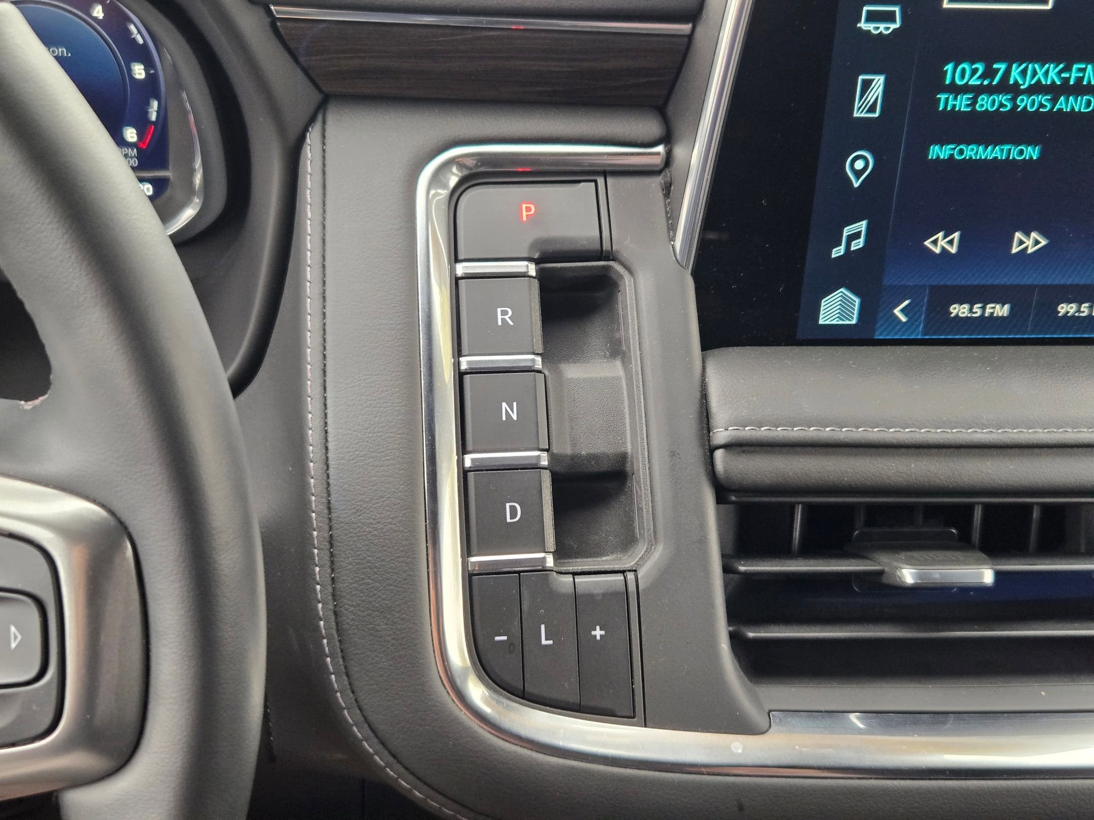 Certified 2023 Chevrolet Tahoe Z71 w/ Z71 Off-Road Package image 20