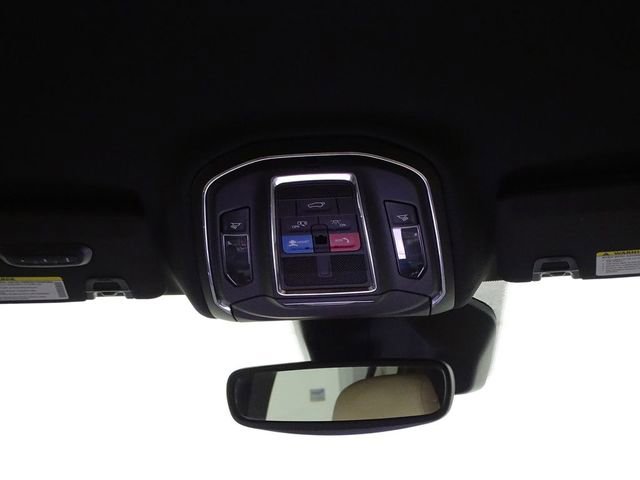 Used 2024 Jeep Grand Cherokee Limited image 28