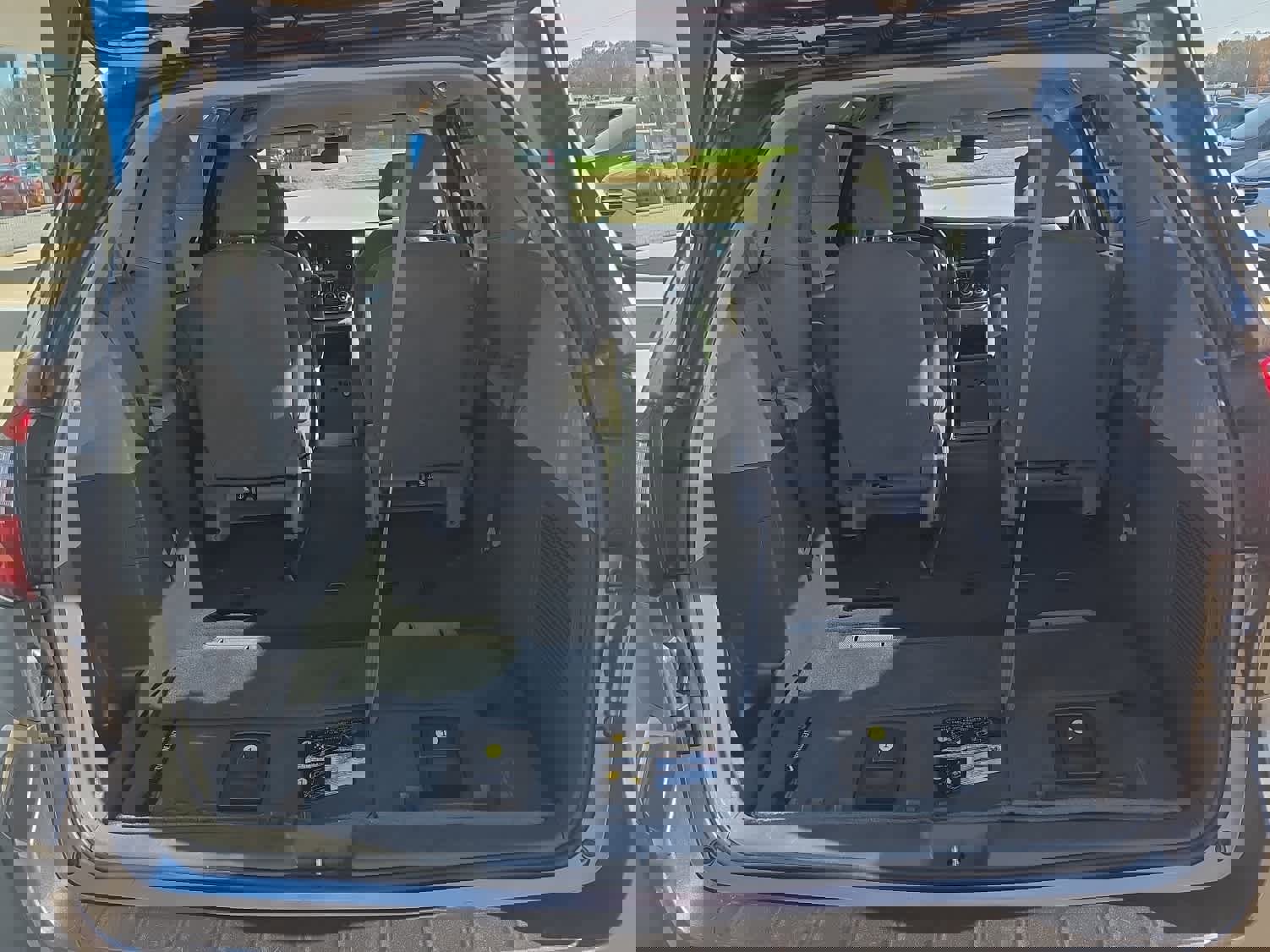 Used 2020 Toyota Sienna L image 16