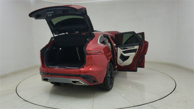 Used 2025 Jaguar F-PACE R-Dynamic S image 73