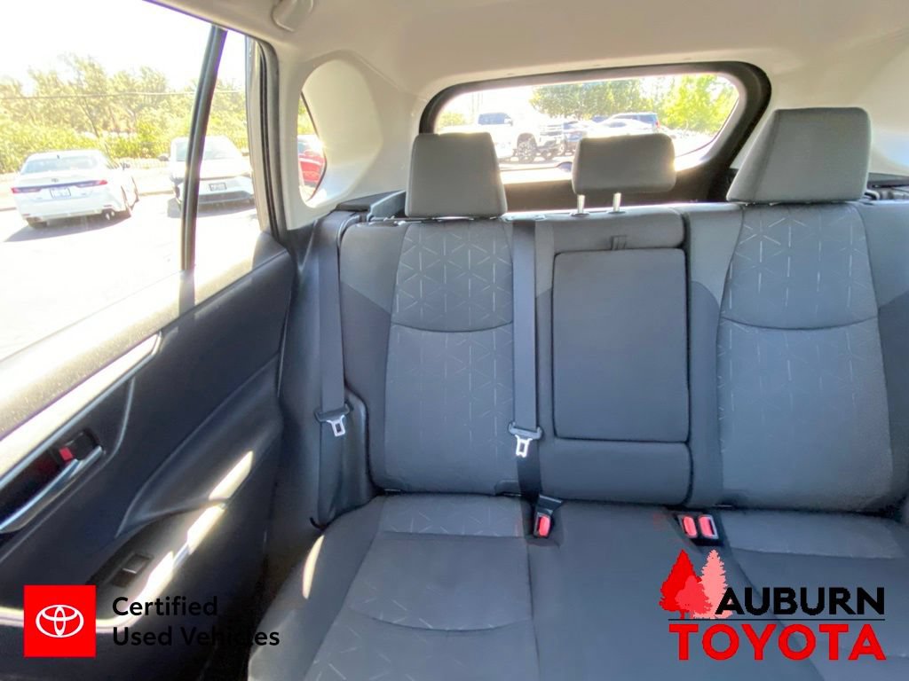 Certified 2022 Toyota RAV4 XLE w/ Convenience Package AWD/4WD image 21
