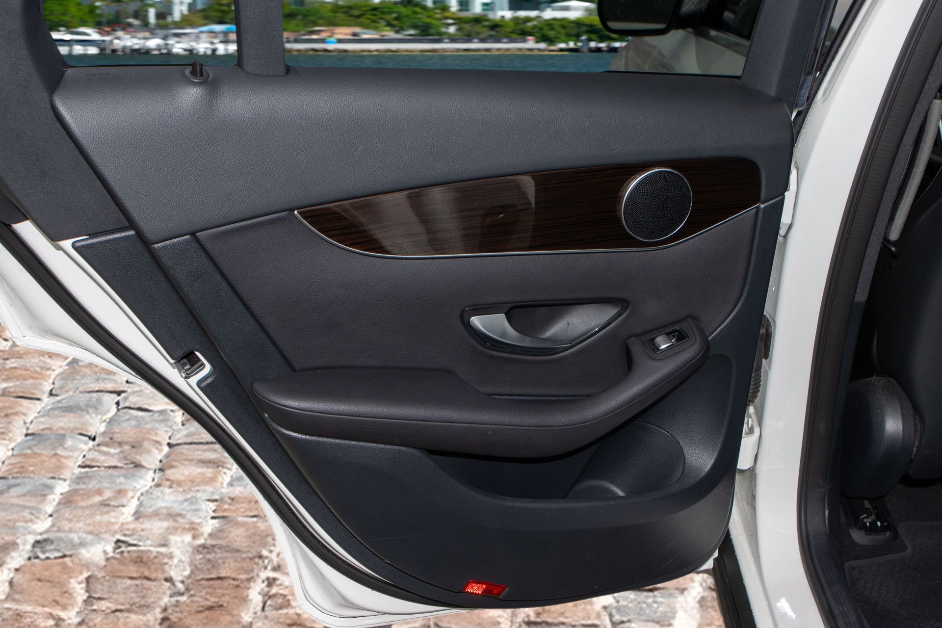 Used 2022 Mercedes-Benz GLC 300 image 12