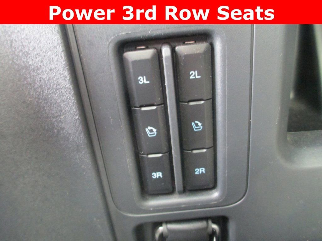 Used 2025 Ford Expedition Max Platinum w/ Stealth Appearance Package image 25