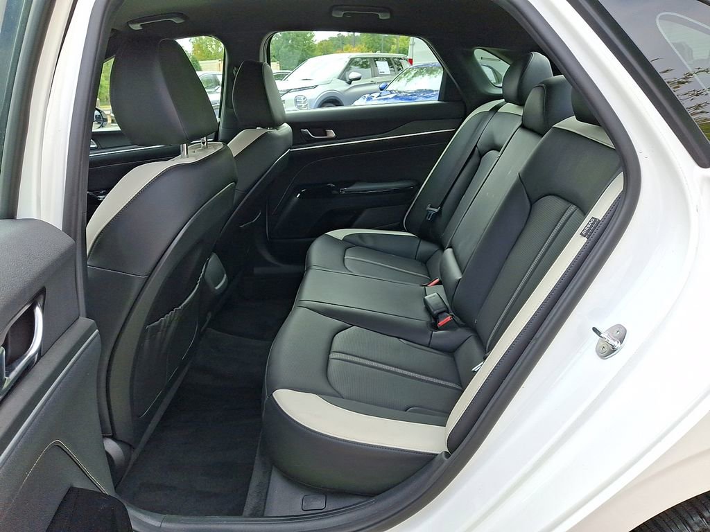 Used 2025 Kia K5 GT-Line image 11