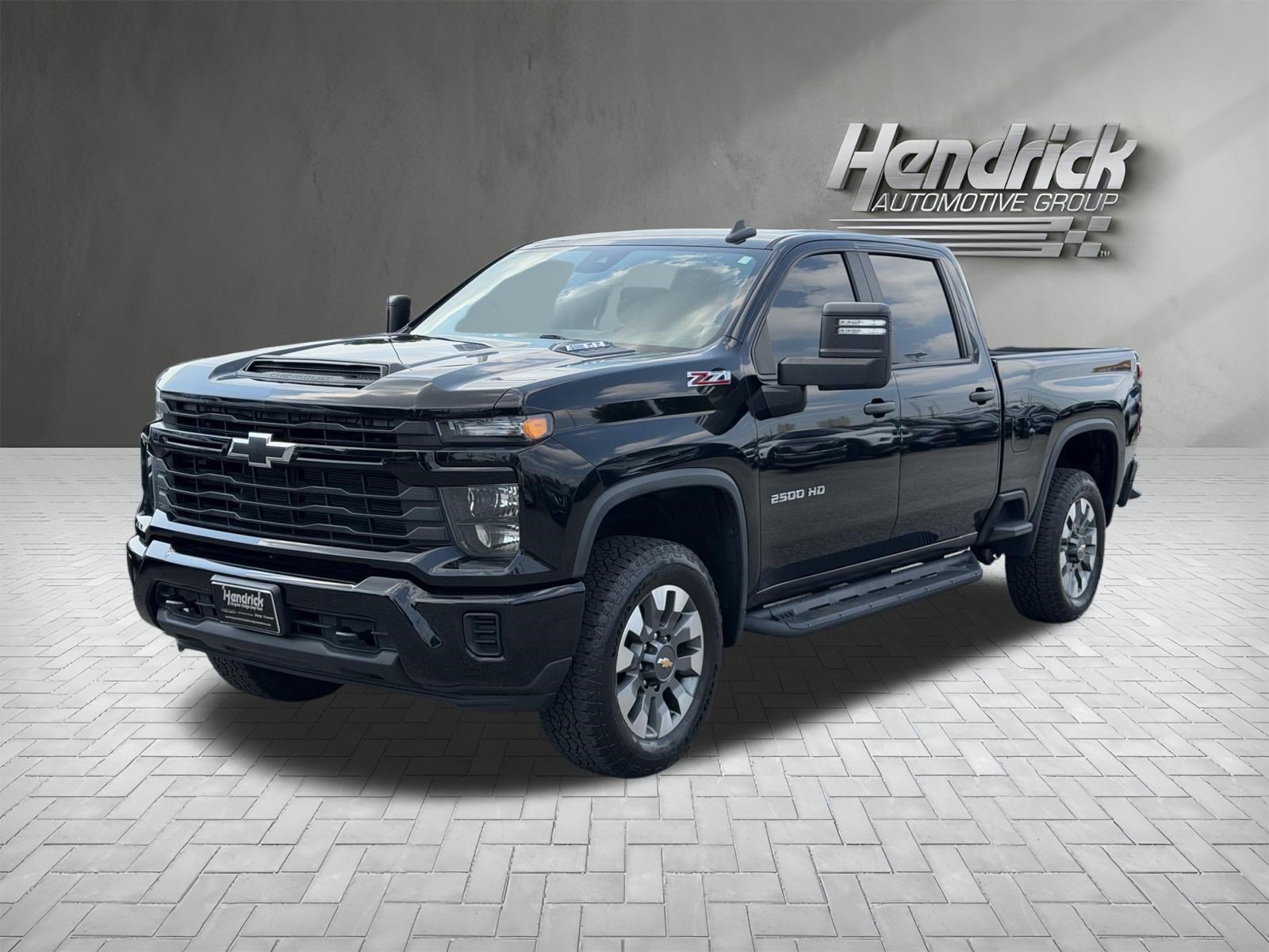 Used 2024 Chevrolet Silverado 2500 Custom w/ Custom Value Package AWD/4WD image 5