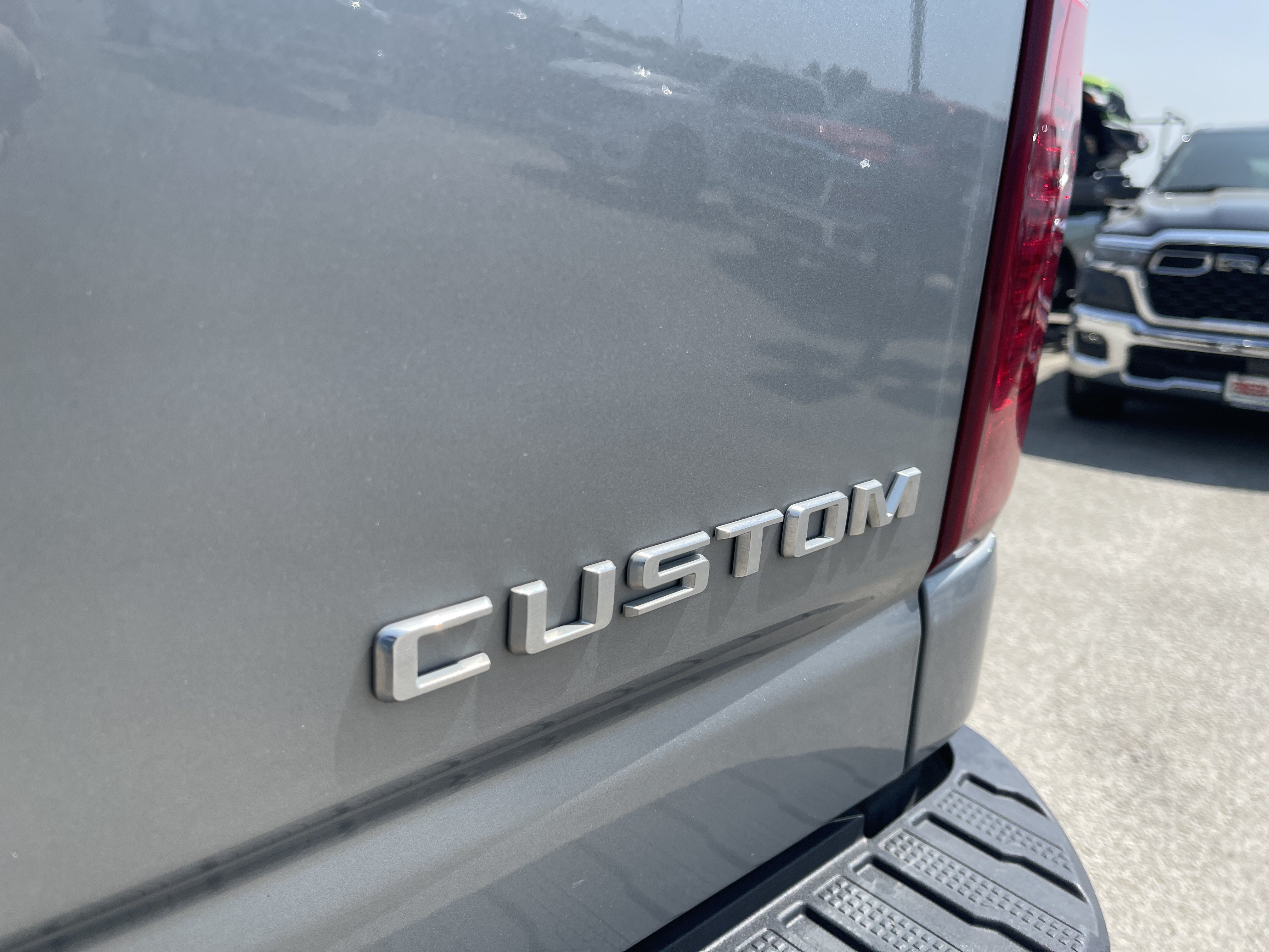 Used 2025 Chevrolet Silverado 2500 Custom w/ Custom Value Package AWD/4WD image 14