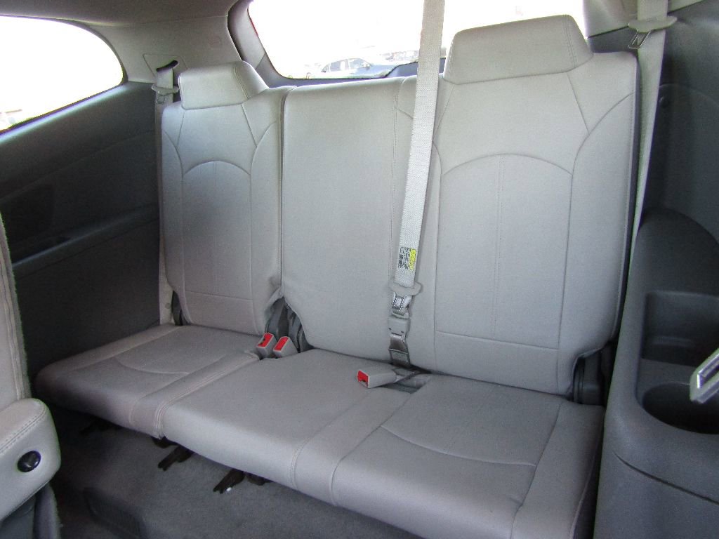 Used 2016 Chevrolet Traverse LT AWD/4WD image 14