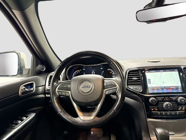 Used 2019 Jeep Grand Cherokee Altitude image 25