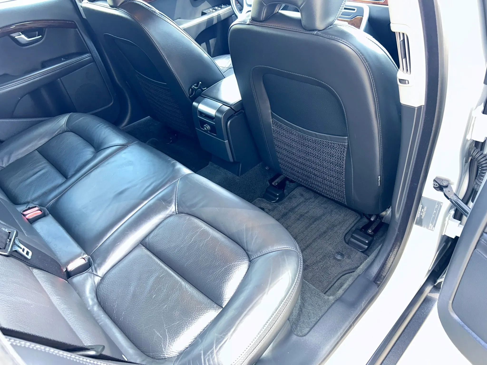 Used 2014 Volvo XC70 T6 image 61