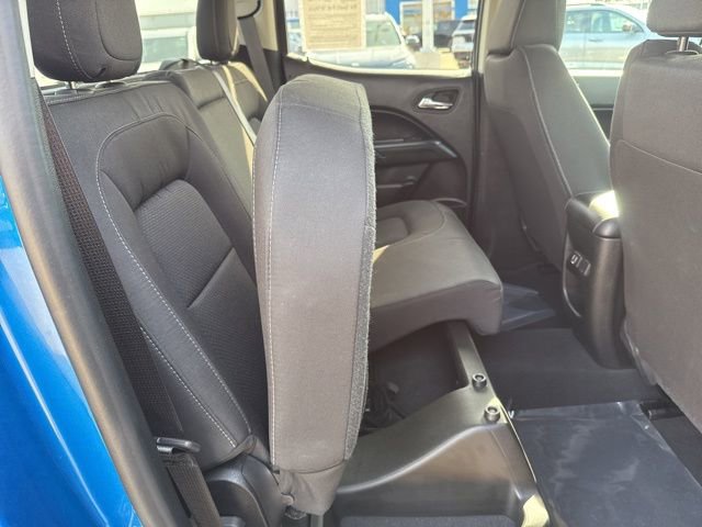 Used 2022 Chevrolet Colorado LT AWD/4WD image 43
