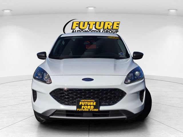 Certified 2022 Ford Escape SE AWD/4WD image 2
