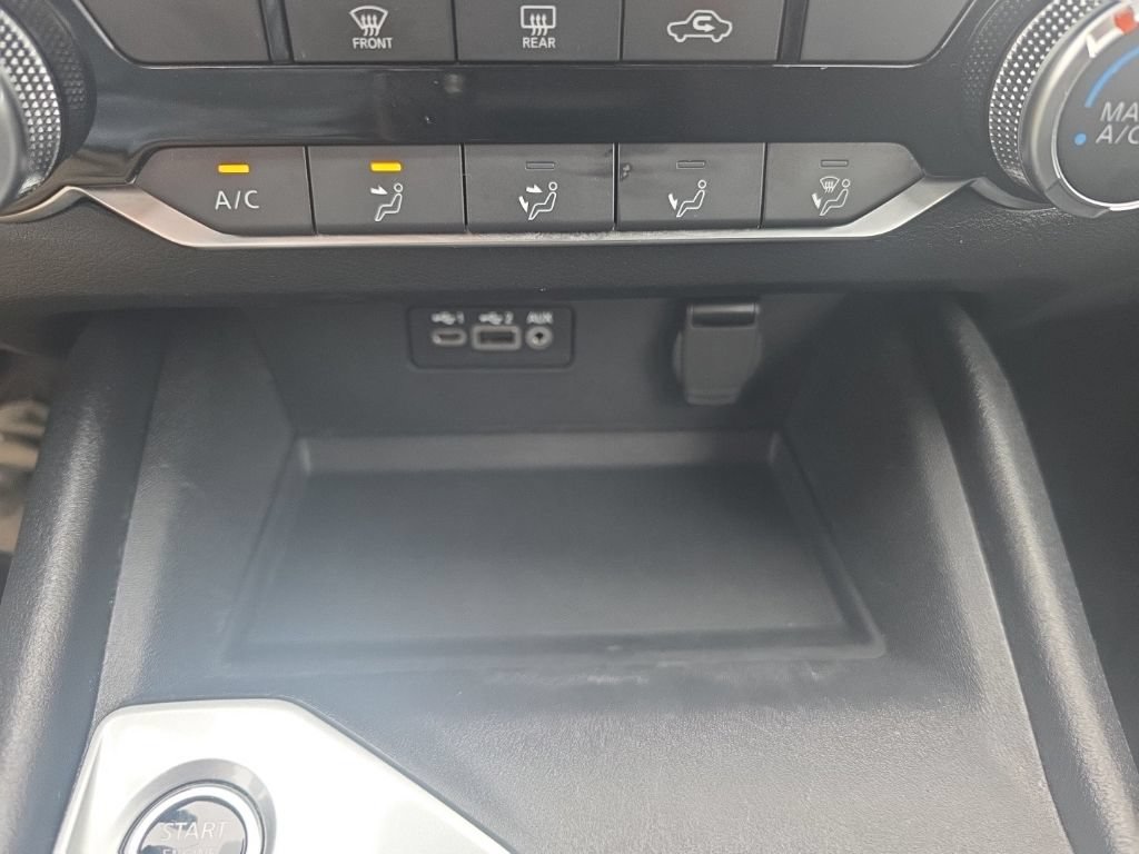 Used 2025 Nissan Altima 2.5 SV FWD image 24