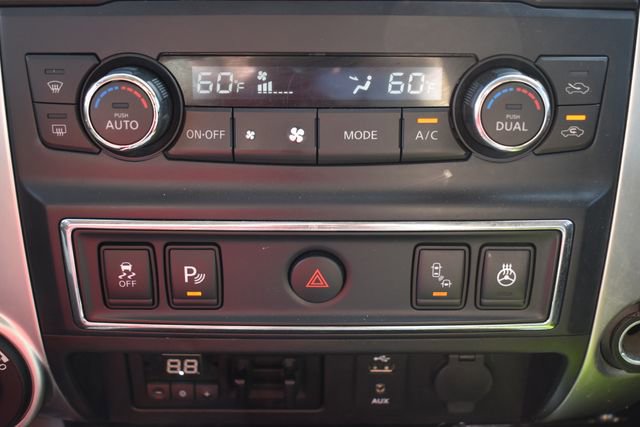 Used 2016 Nissan Titan PRO-4X w/ Pro-4x Convenience Package image 29