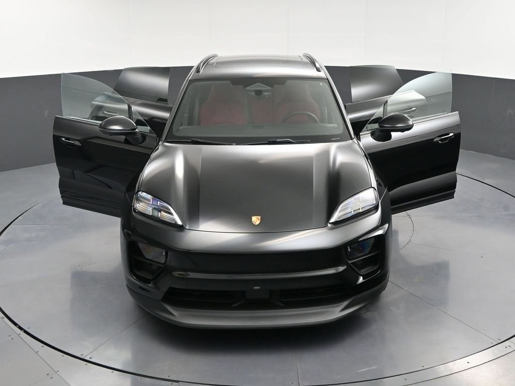 New 2026 Porsche Macan 4 Electric AWD/4WD image 34