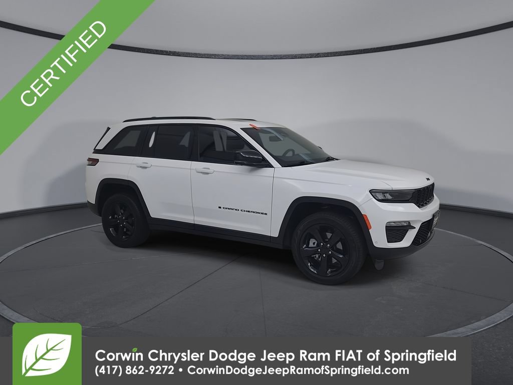 Used 2024 Jeep Grand Cherokee Limited w/ Luxury Tech Group II AWD/4WD image 17
