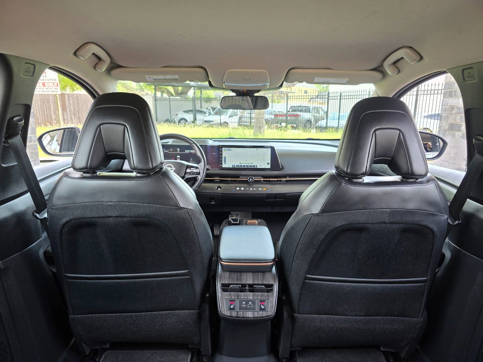 Used 2023 Nissan Ariya AWD image 37