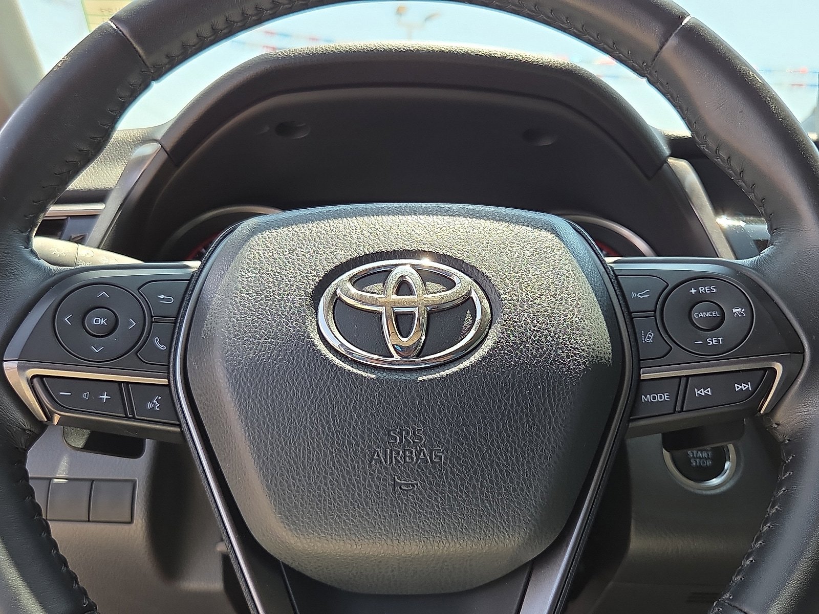 Used 2022 Toyota Camry XSE w/ Carpet Mat Package (TMS) FWD image 12