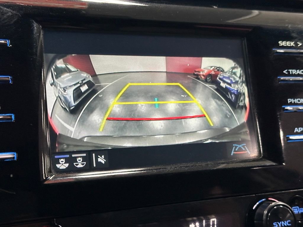 Used 2018 Toyota Camry XLE FWD image 21