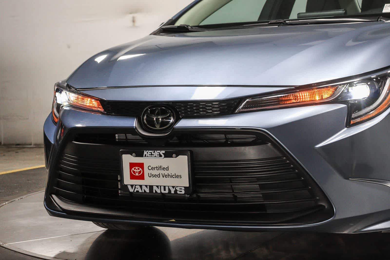 Certified 2025 Toyota Corolla LE FWD image 8