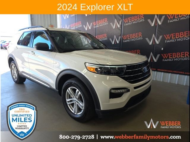 Used 2024 Ford Explorer XLT w/ Equipment Group 202A AWD/4WD image 1
