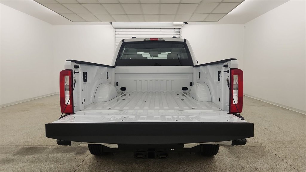 New 2025 Ford F350 XL w/ XL Chrome Package image 24