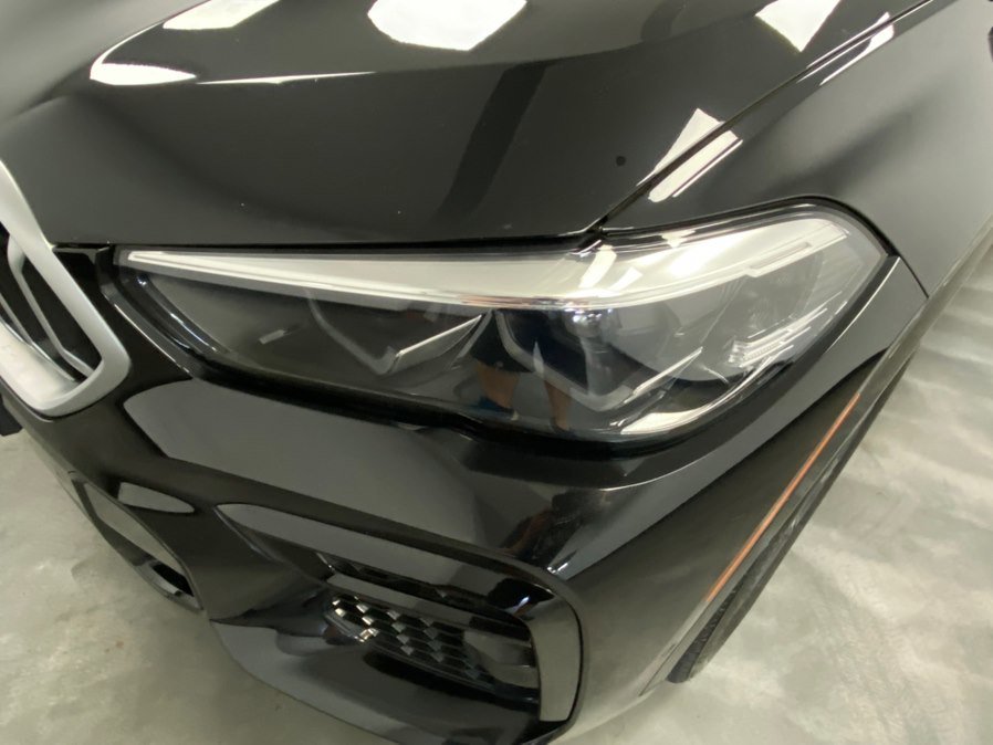 Used 2022 BMW X6 xDrive40i w/ M Sport Package AWD/4WD image 11