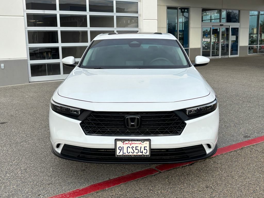 Used 2024 Honda Accord EX image 2