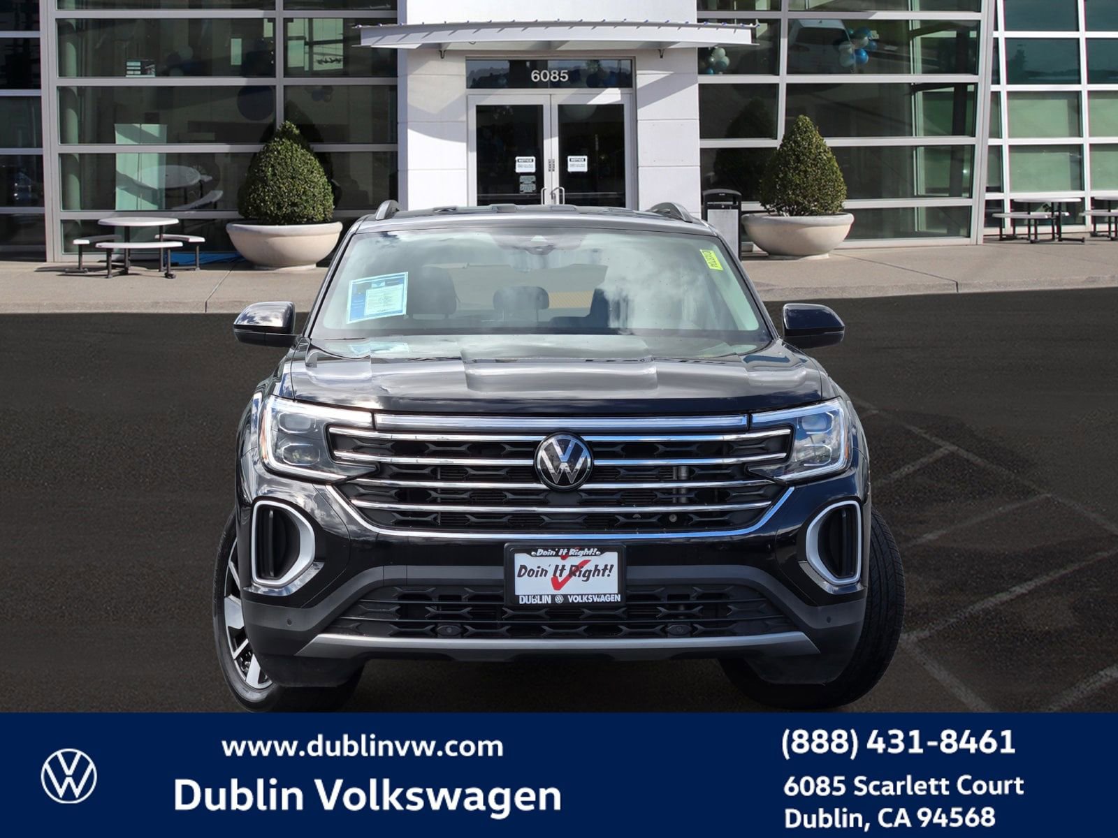 Certified 2024 Volkswagen Atlas SE AWD/4WD image 2