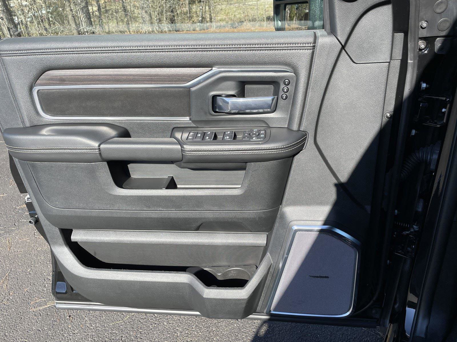 New 2026 RAM 3500 Laramie AWD/4WD image 33