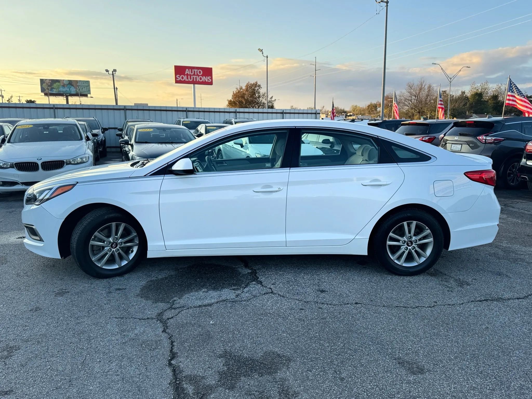 Used 2017 Hyundai Sonata SE image 6