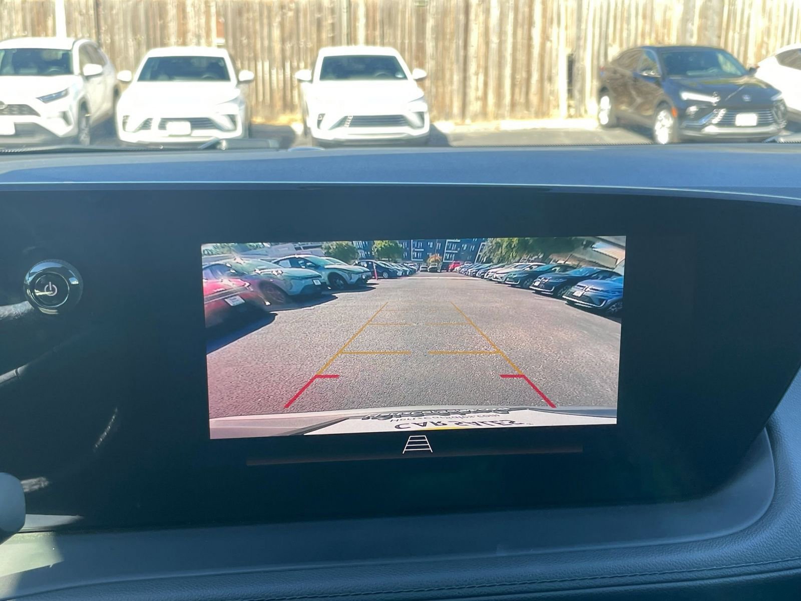 Used 2025 Buick Encore GX Preferred image 17