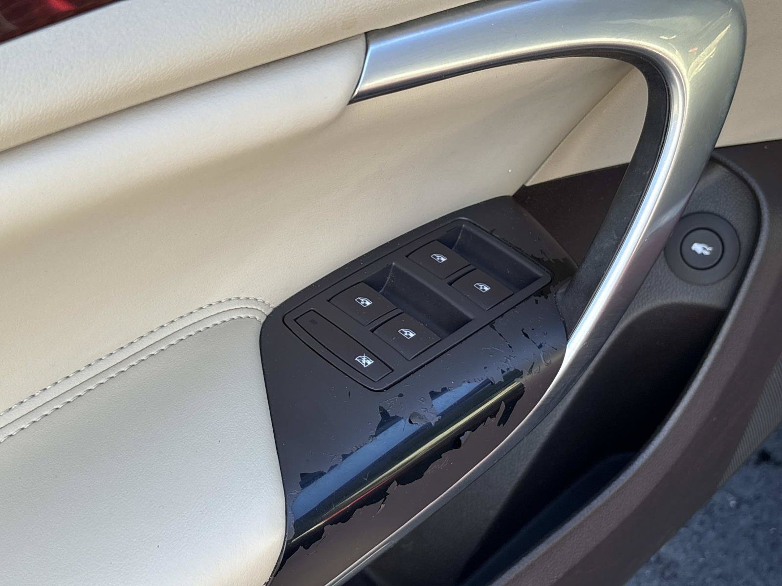 Used 2016 Buick Regal FWD image 14