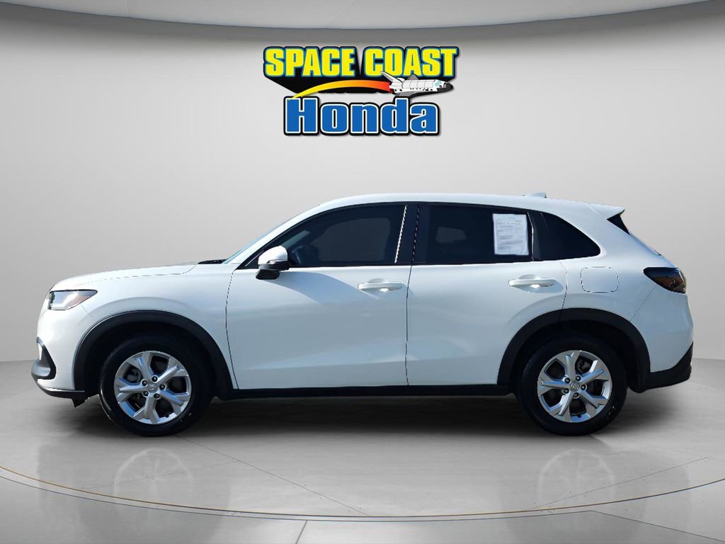 Used 2023 Honda HR-V LX image 6